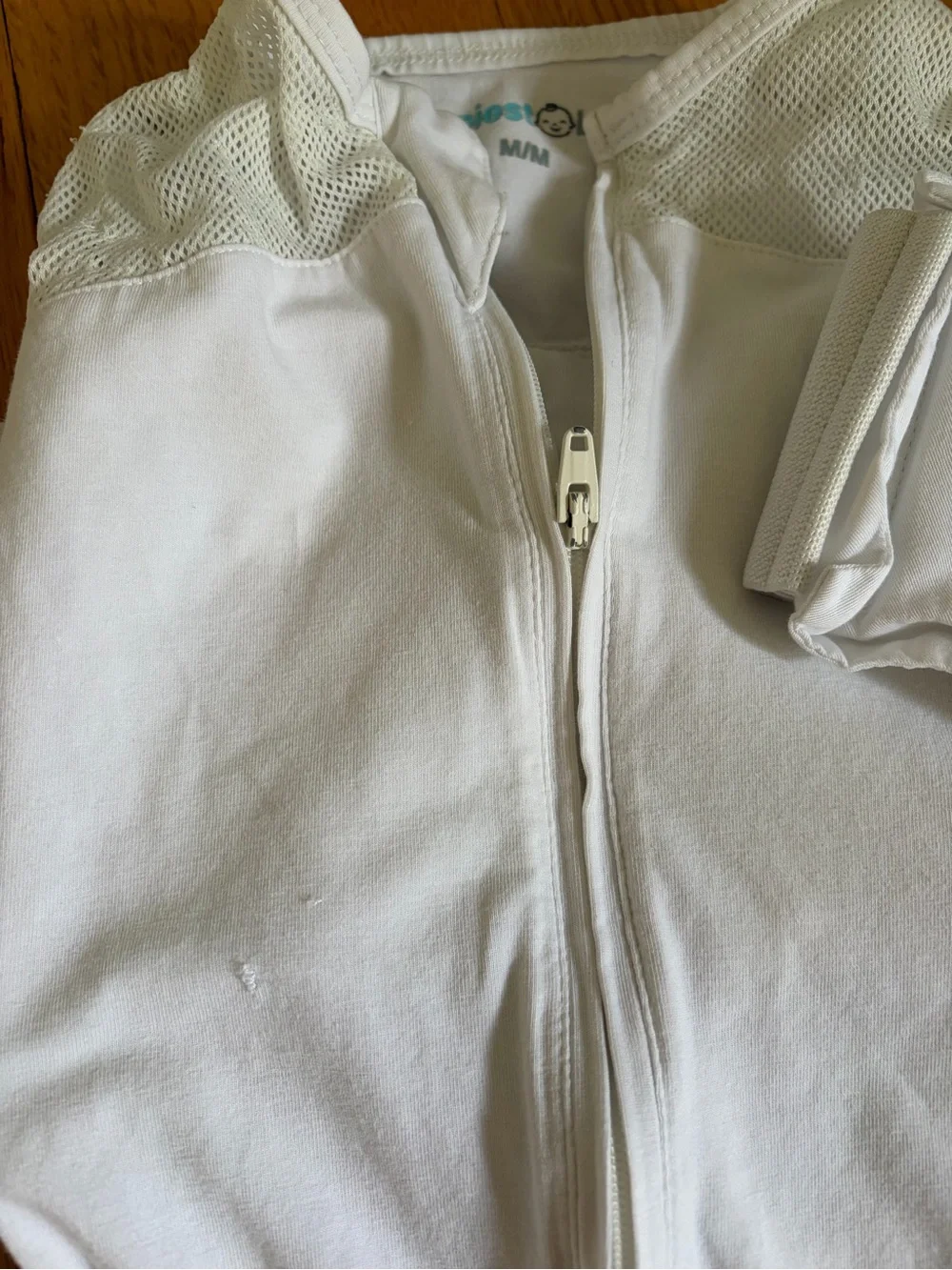 4 S/M Snoo Sleep Sack Swaddles